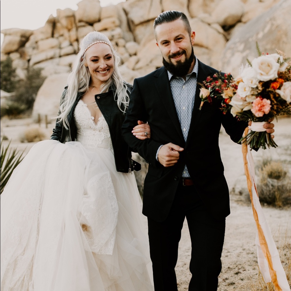 Meet your Posher, Danielle